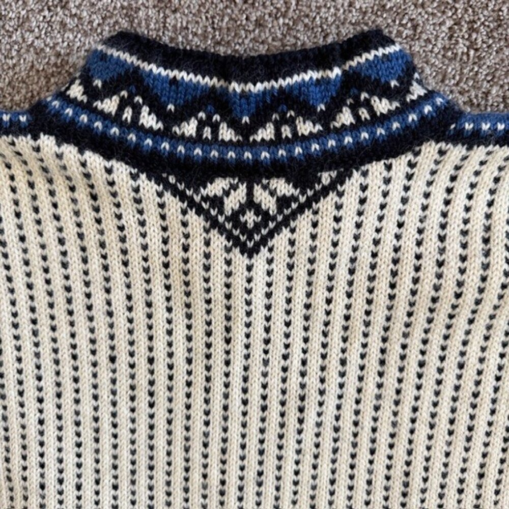 Vintage Dale of Norway Wool Sweater Norwegian Pullover Sweater Ivory Medium - Picture 10 of 16